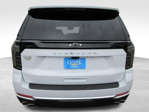 New 2026 Chevrolet Suburban High Country image 5