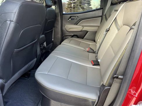 Certified 2024 Chevrolet Colorado ZR2 w/ ZR2 Convenience Package III image 12