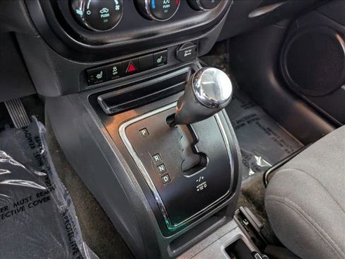 Used 2016 Jeep Patriot Latitude image 13