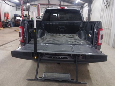 Used 2023 Ford F150 Lariat w/ Equipment Group 502A High image 25
