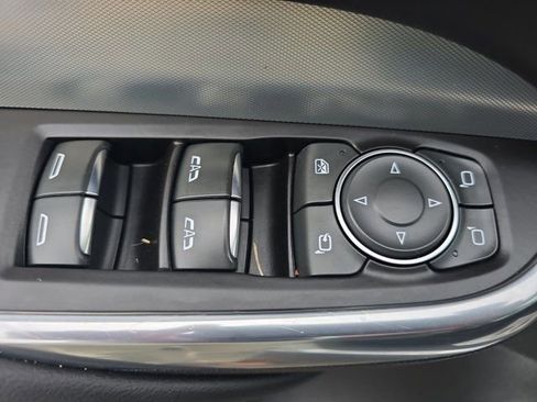 Used 2022 Cadillac XT4 Premium Luxury w/ Driver Awareness Package FWD image 24
