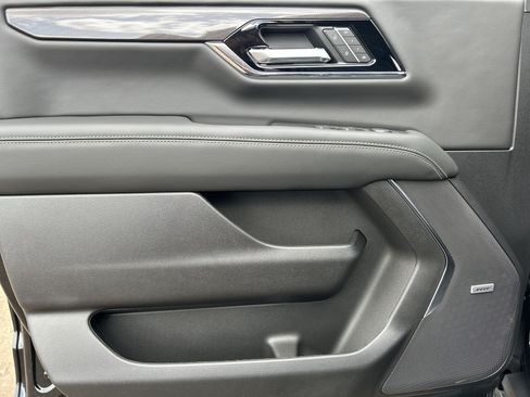 New 2026 GMC Yukon Elevation AWD/4WD image 47