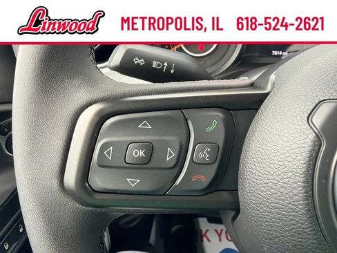 Used 2025 Jeep Wrangler Sport AWD/4WD image 16