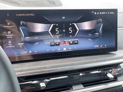 Used 2026 BMW X5 xDrive40i w/ Premium Package image 10