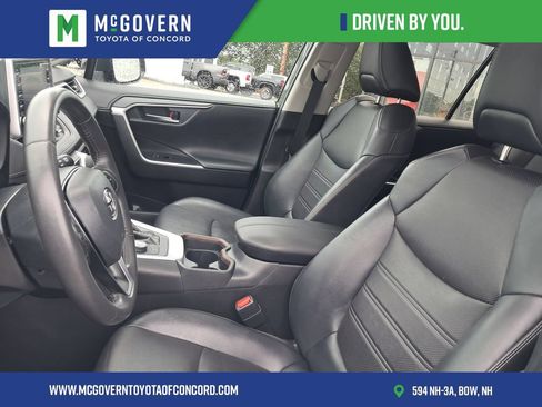 Used 2020 Toyota RAV4 Limited w/ Limited Grade Weather Package AWD/4WD image 12