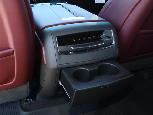 Used 2026 Cadillac Escalade Sport w/ LPO, Floor Liner Package image 19