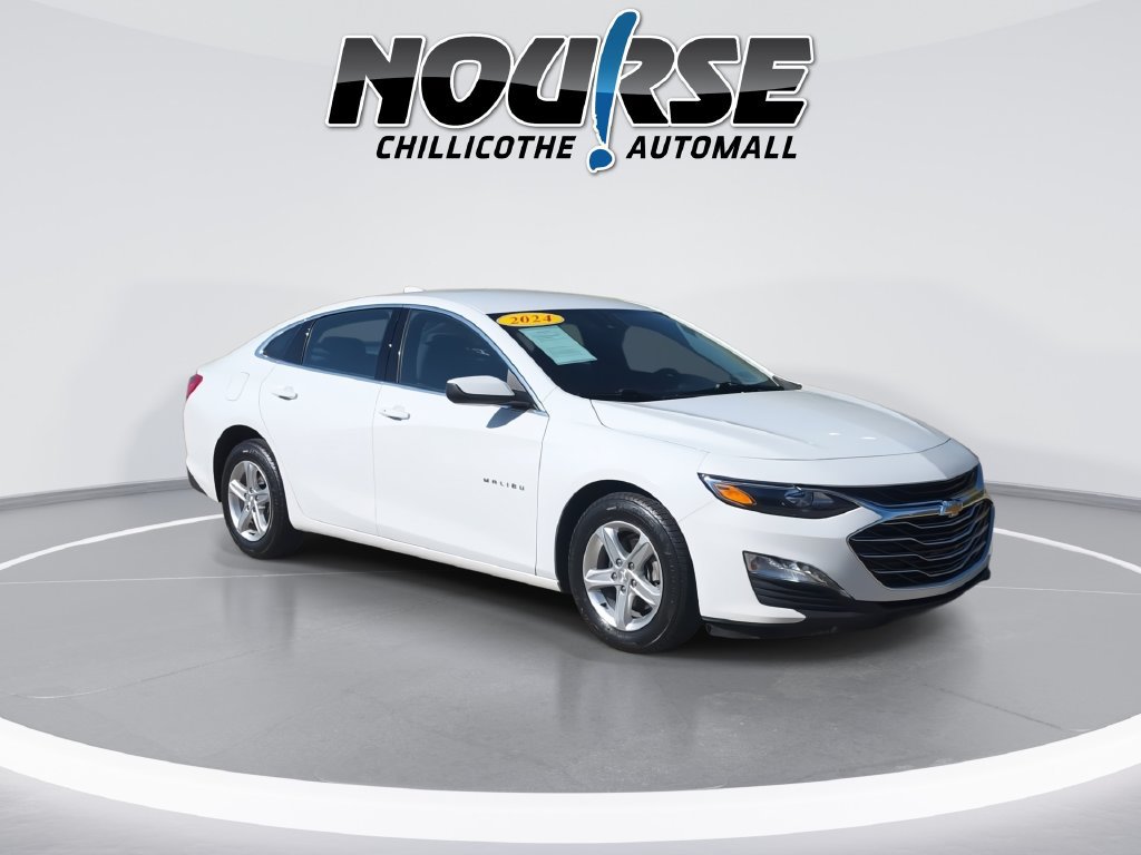 Used 2024 Chevrolet Malibu LT FWD image 2