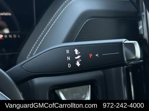 New 2026 GMC Yukon AT4 Ultimate w/ LPO, Floor Liner Package AWD/4WD image 14