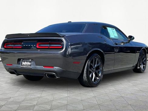 Used 2019 Dodge Challenger R/T w/ Blacktop Package image 2