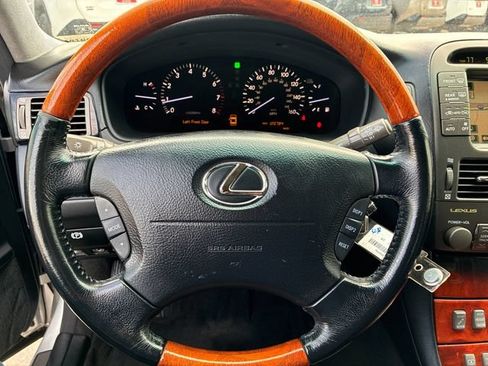 Used 2005 Lexus LS 430 RWD image 23
