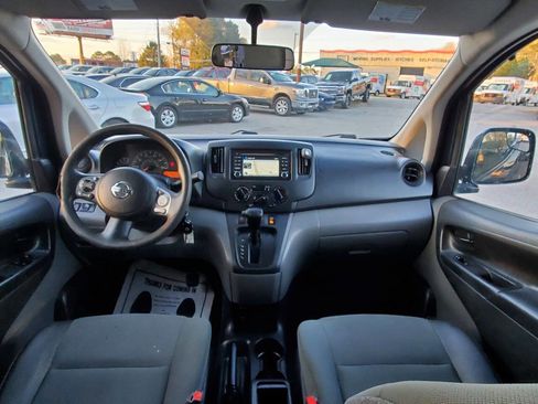 Used 2017 Nissan NV200 SV w/ Technology Package image 11