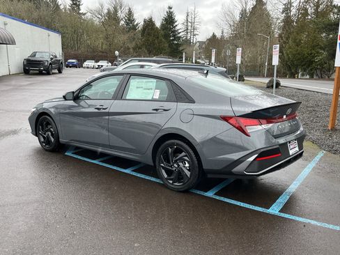New 2026 Hyundai Elantra Sport FWD image 3