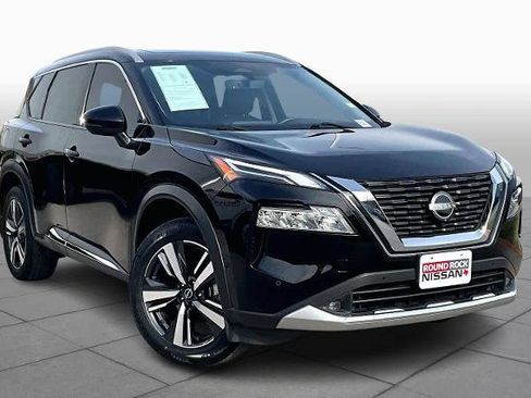 Certified 2022 Nissan Rogue Platinum w/ Head-Up Display Package image 3