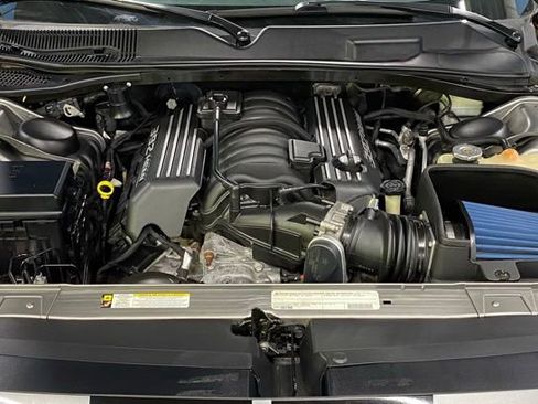 Used 2012 Dodge Challenger SRT8 image 39