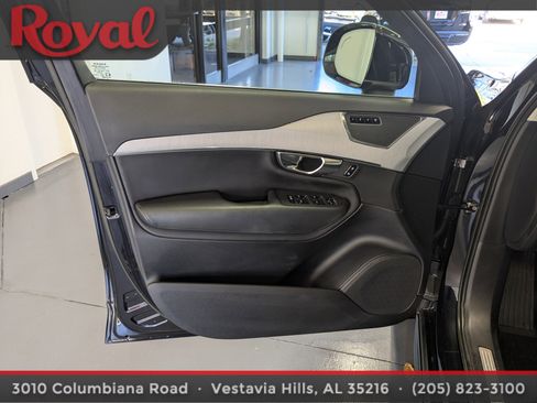 Certified 2023 Volvo XC90 B5 Core w/ Protection Package Premier image 19