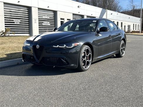 New 2025 Alfa Romeo Giulia AWD w/ Veloce Package AWD image 1