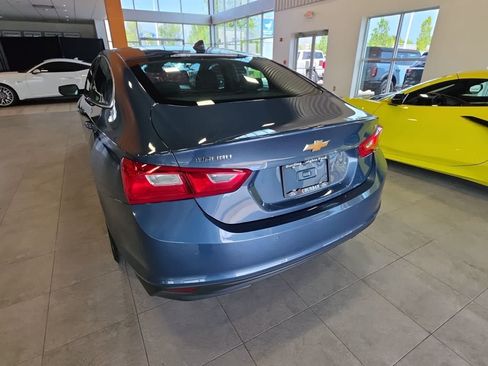 Used 2024 Chevrolet Malibu LT FWD image 9