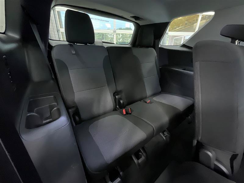 Used 2018 Chevrolet Traverse LS AWD/4WD image 28