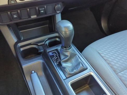Used 2022 Toyota Tacoma SR image 20