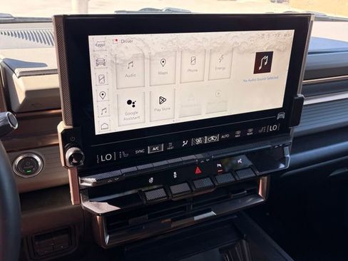 Used 2025 GMC Hummer EV 2X AWD/4WD image 21