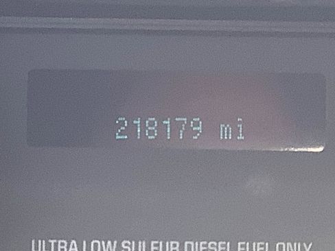 Used 2012 Ford F350 XLT w/ XLT Interior Pkg AWD/4WD image 24