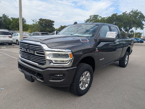 Used 2024 RAM 2500 Laramie w/ Safety Group AWD/4WD image 10