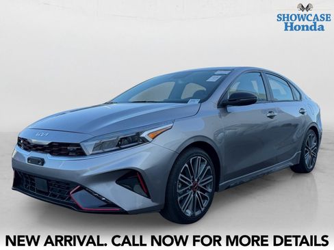 Used 2023 Kia Forte GT FWD image 2