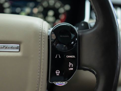 Used 2020 Land Rover Range Rover Long Wheelbase HSE image 26