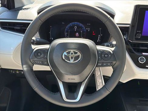 New 2026 Toyota Corolla Cross LE FWD image 23