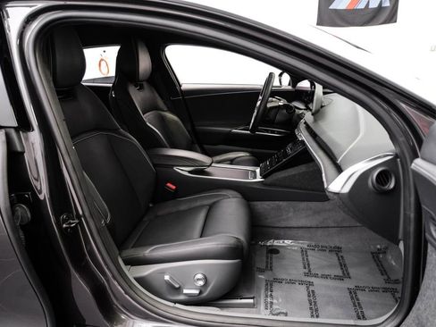 Used 2024 Lucid Air Touring AWD/4WD image 41