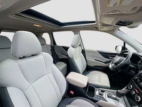 Used 2019 Subaru Forester Premium image 29