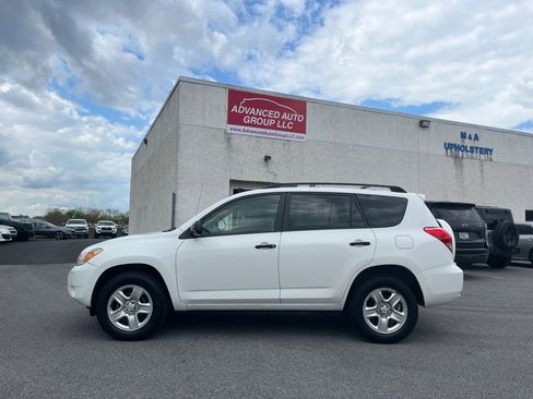 Used 2008 Toyota RAV4 4WD image 5