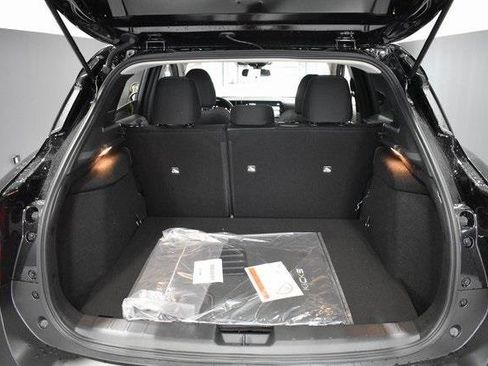 New 2025 Nissan Kicks SV w/ SV Premium Package image 29