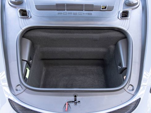 Certified 2025 Porsche 718 Cayman GT4 RS RWD image 68