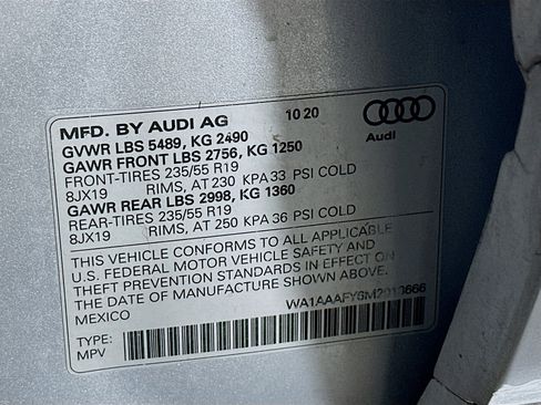 Used 2021 Audi Q5 Premium w/ Convenience Package image 12