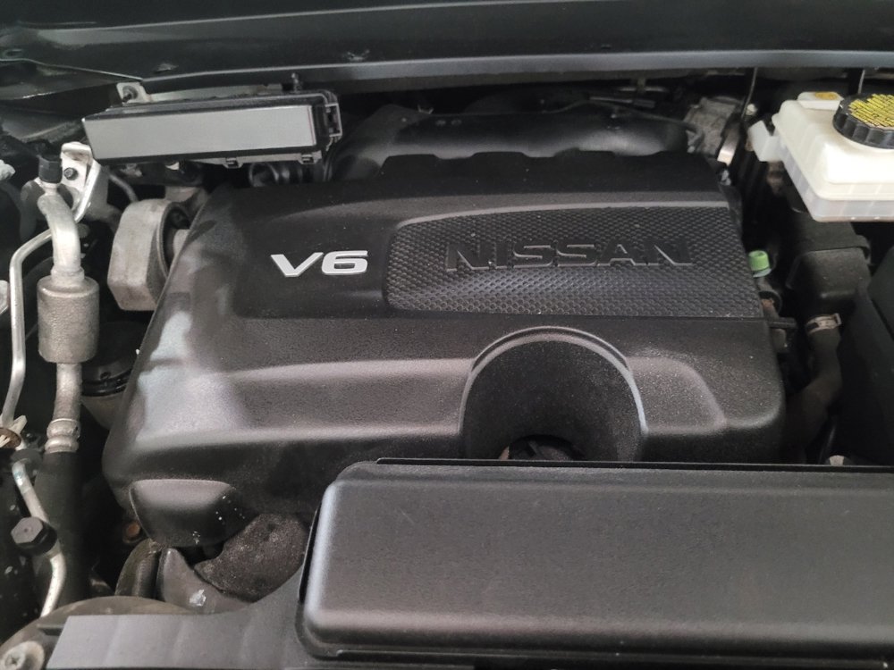 Used 2018 Nissan Pathfinder Platinum AWD/4WD image 30