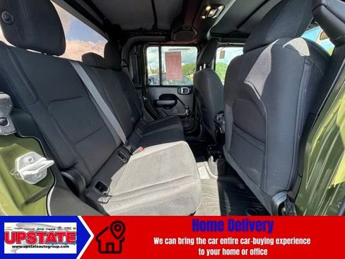 Used 2022 Jeep Gladiator Sport image 10
