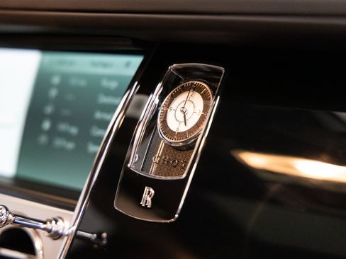 Used 2014 Rolls-Royce Ghost image 29