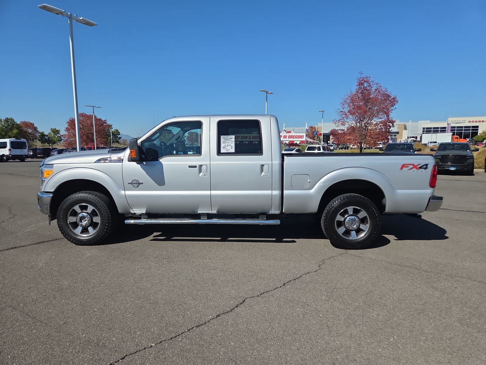 Used 2014 Ford F250 Lariat w/ Lariat Interior Package AWD/4WD image 11