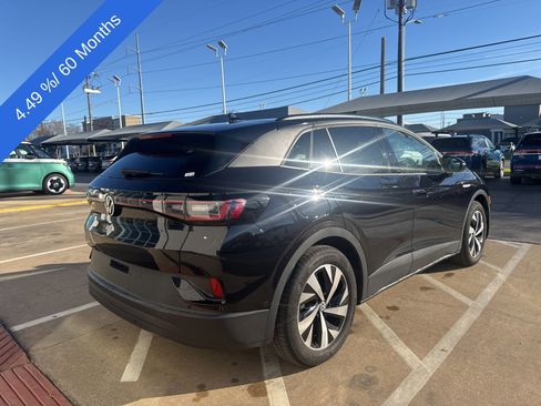 Used 2023 Volkswagen ID.4 Pro image 5