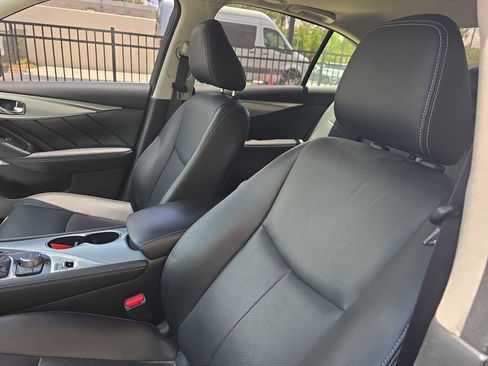Used 2023 INFINITI Q50 Luxe w/ Cargo Package RWD image 15