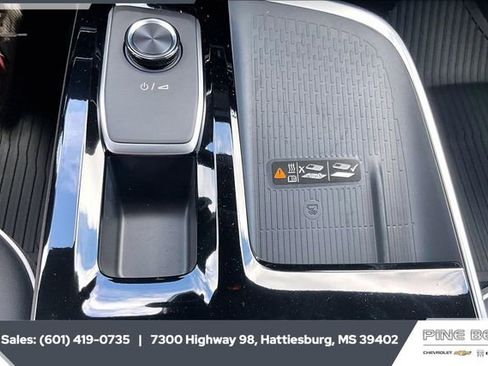 New 2026 Buick Enclave Preferred w/ LPO, Floor Liner Package image 24