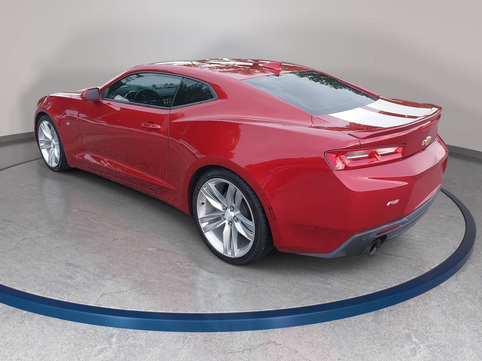 Used 2018 Chevrolet Camaro LT w/ RS Package RWD image 7