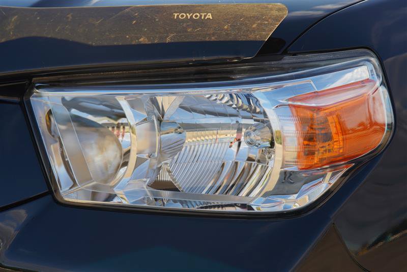Used 2011 Toyota 4Runner Limited AWD/4WD image 21