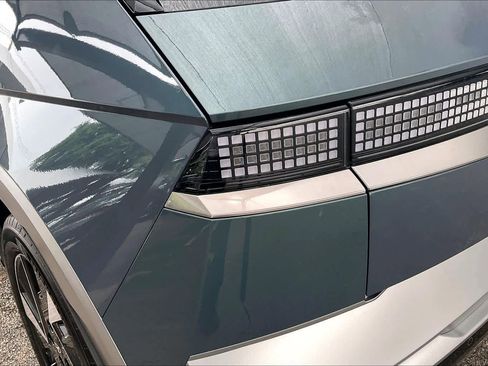 Certified 2025 Hyundai Ioniq 5 Limited RWD image 27