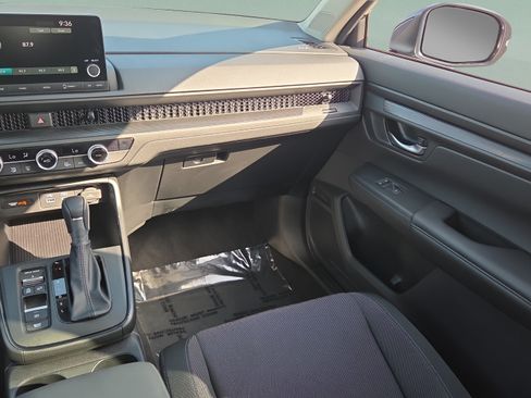 Used 2025 Honda CR-V EX image 14