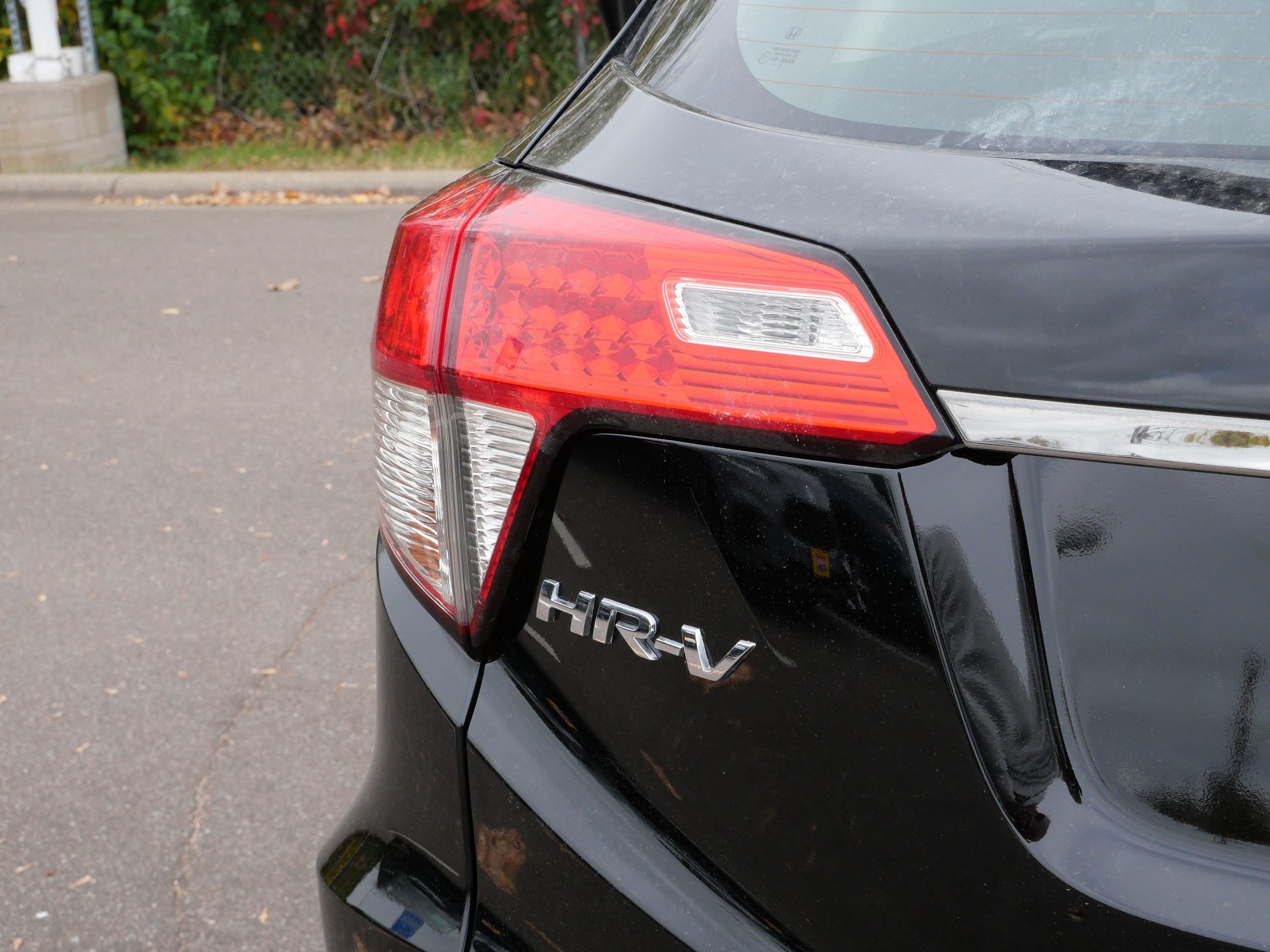 Certified 2019 Honda HR-V LX image 17