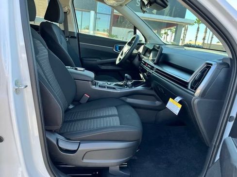 New 2026 Kia Sorento LX FWD image 22