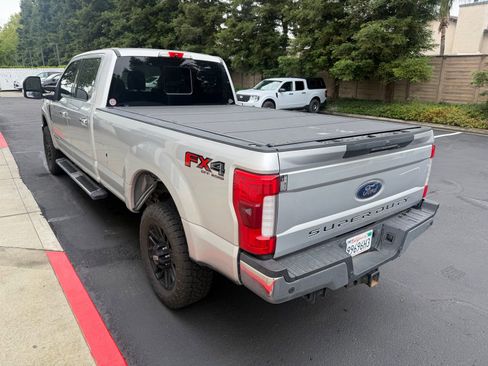 Used 2017 Ford F350 Lariat w/ Lariat Ultimate Package AWD/4WD image 3