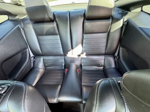 Used 2013 Ford Mustang Premium image 11